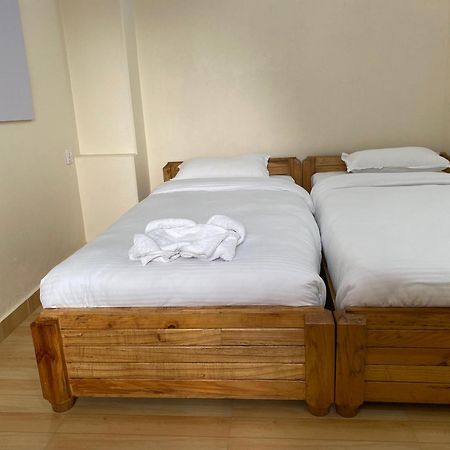 Beli Guest House Pokhara Extérieur photo