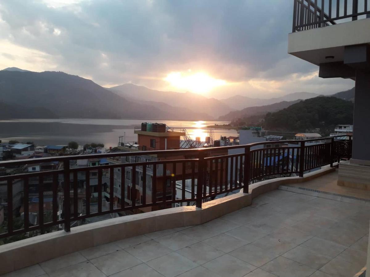 Beli Guest House Pokhara Extérieur photo