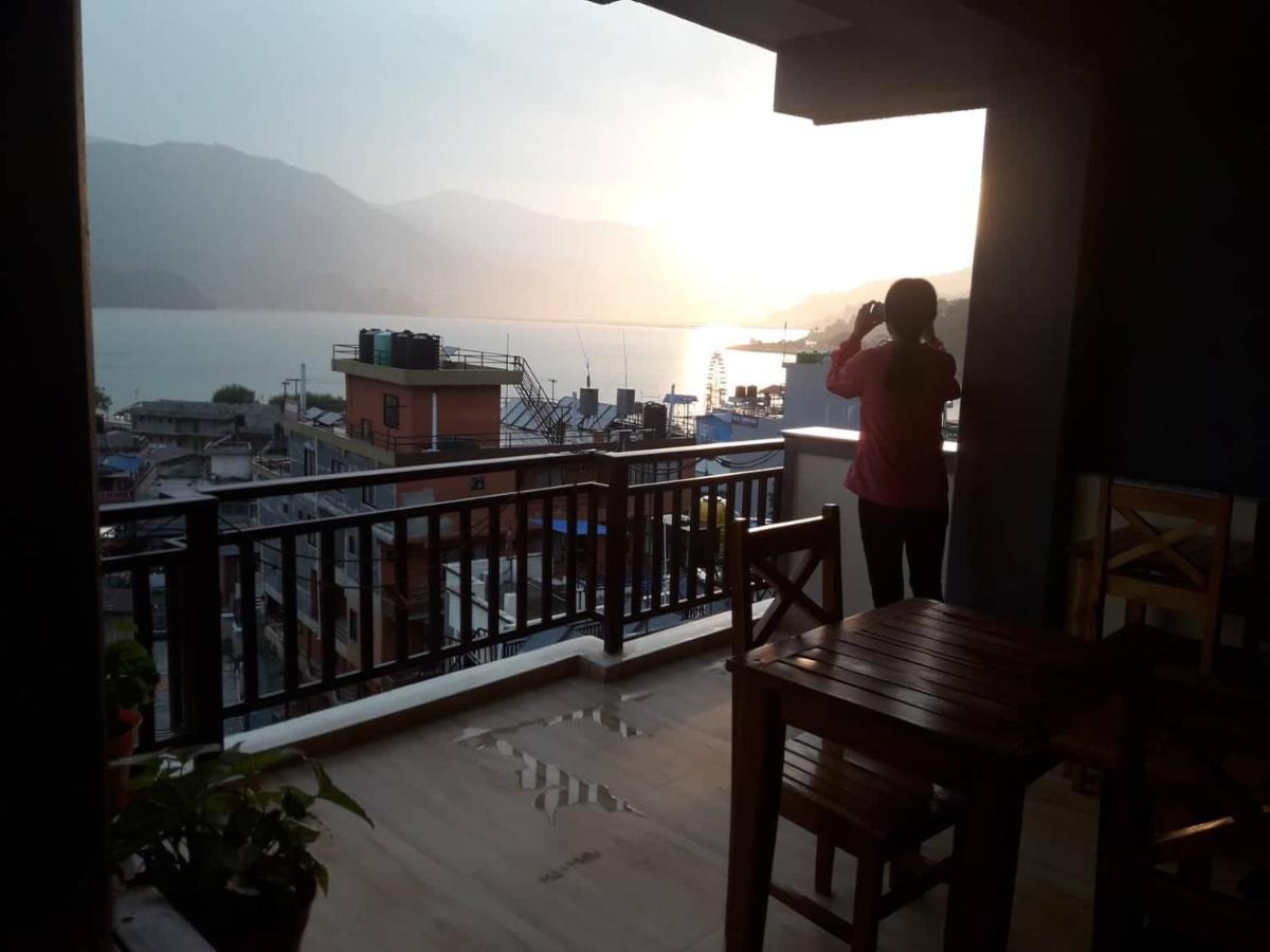 Beli Guest House Pokhara Extérieur photo