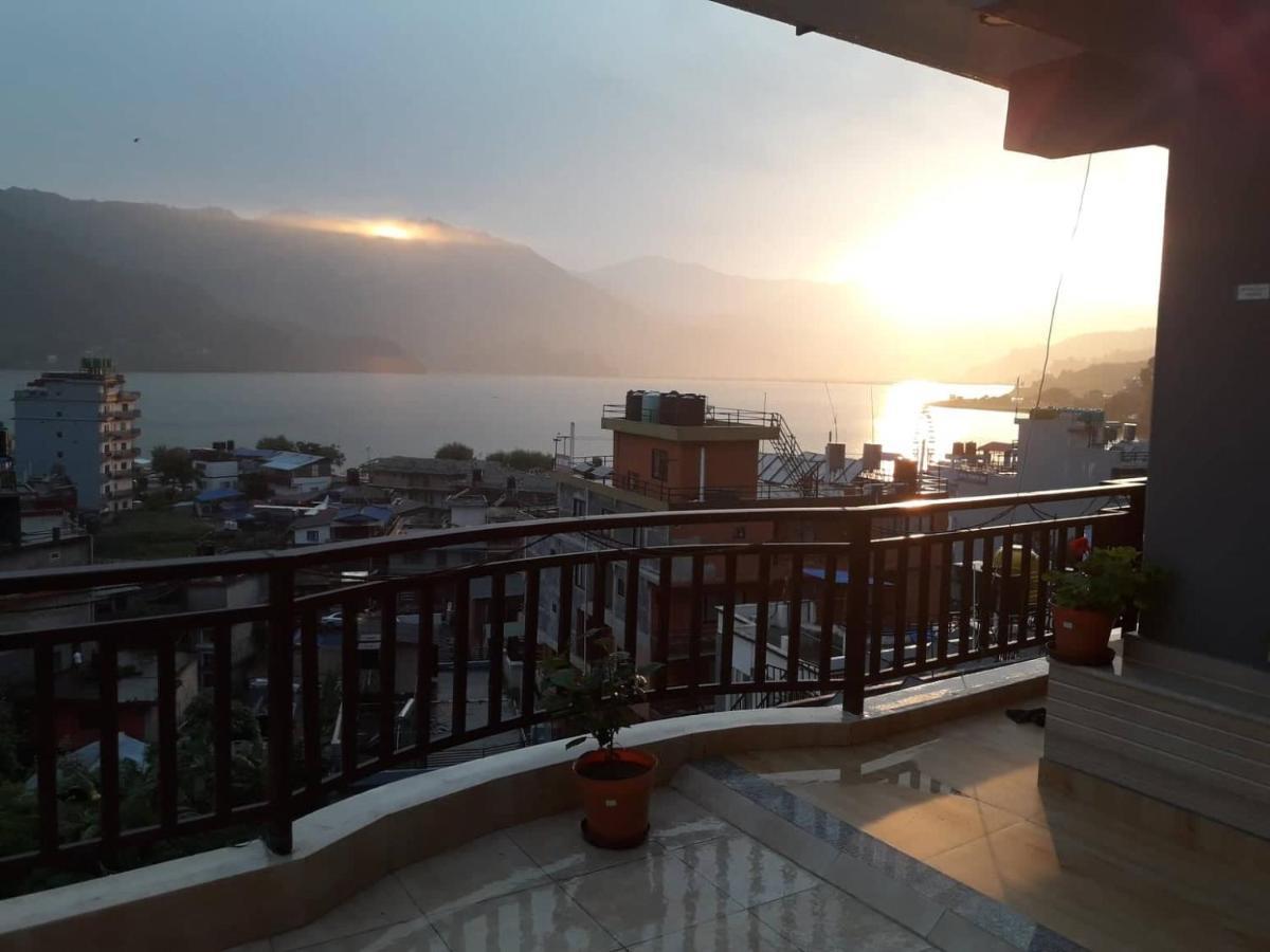 Beli Guest House Pokhara Extérieur photo
