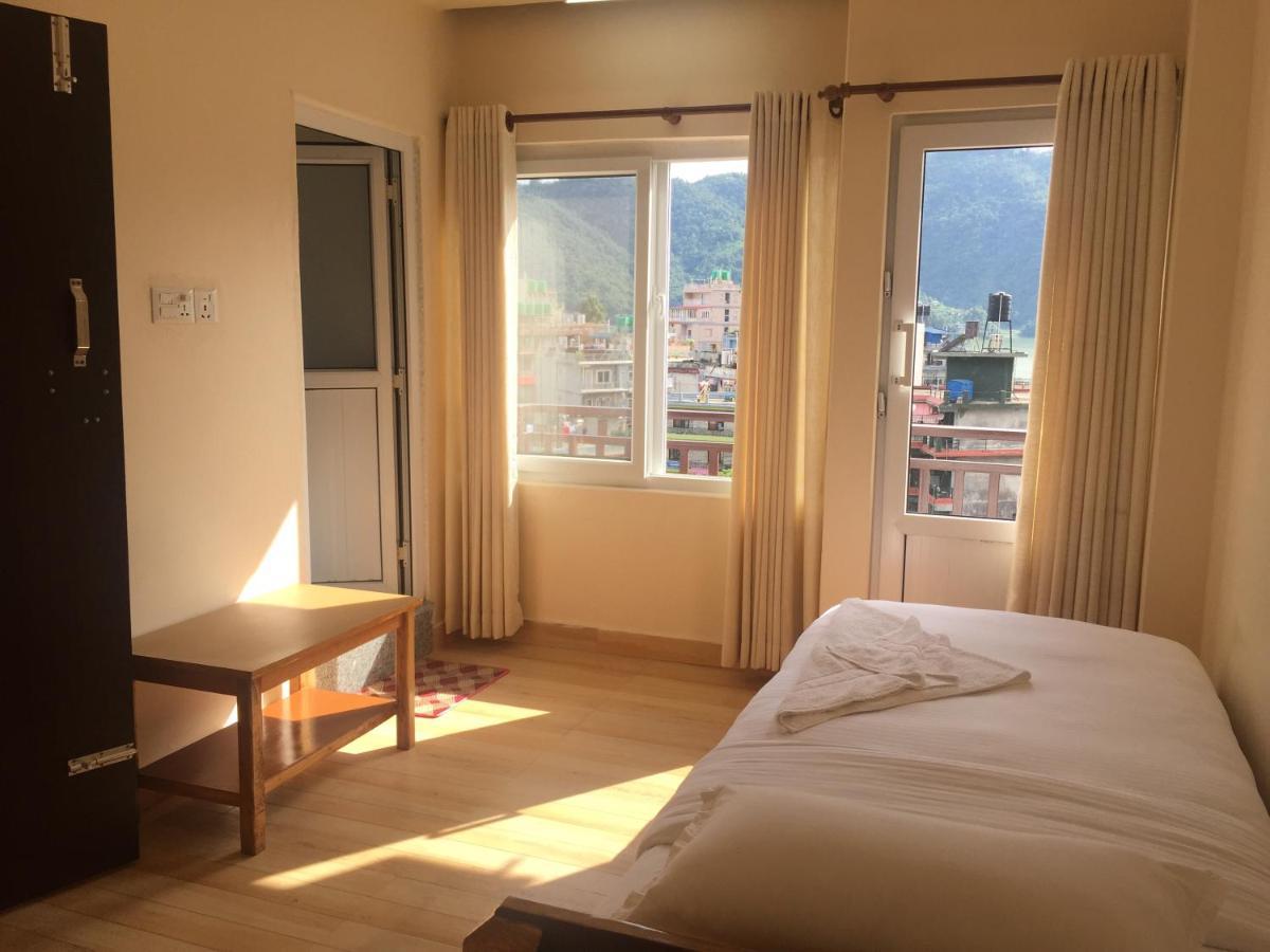 Beli Guest House Pokhara Extérieur photo